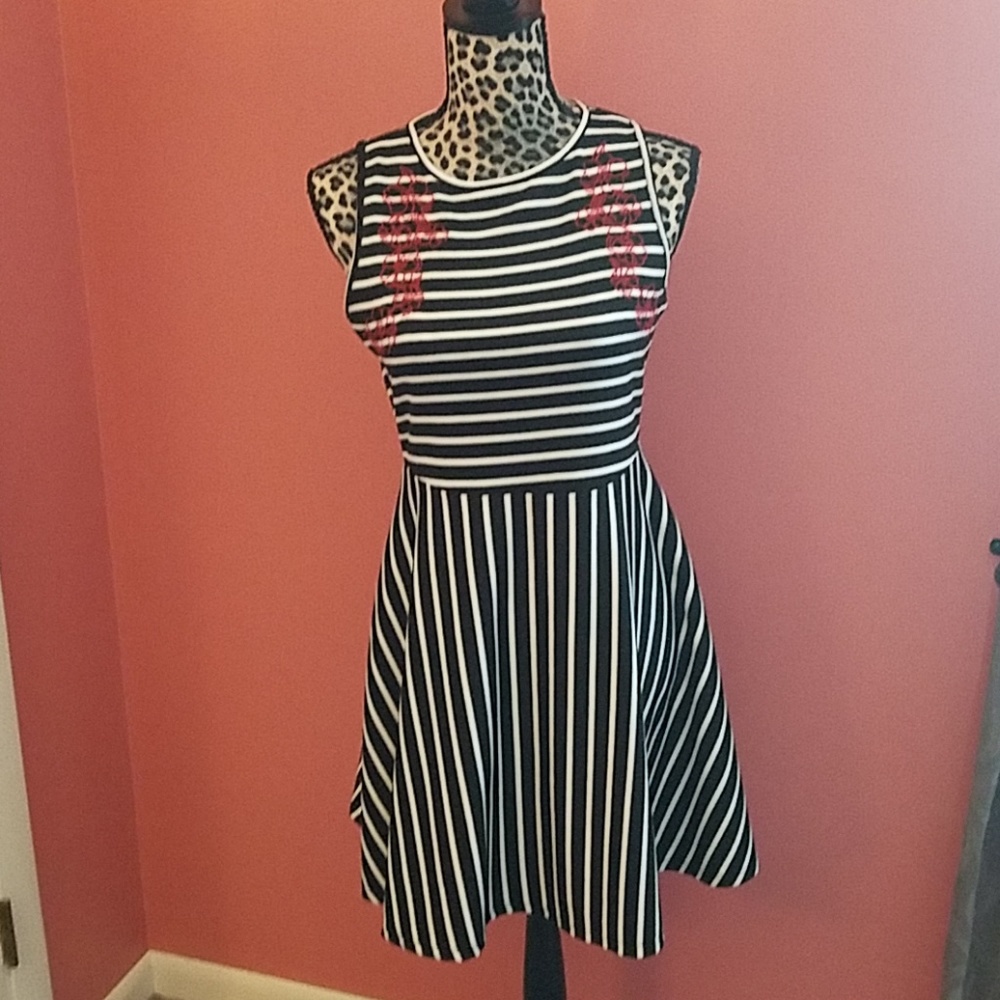 Black and white dress